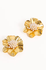 Lola Pearl Flower Earrings - Gold