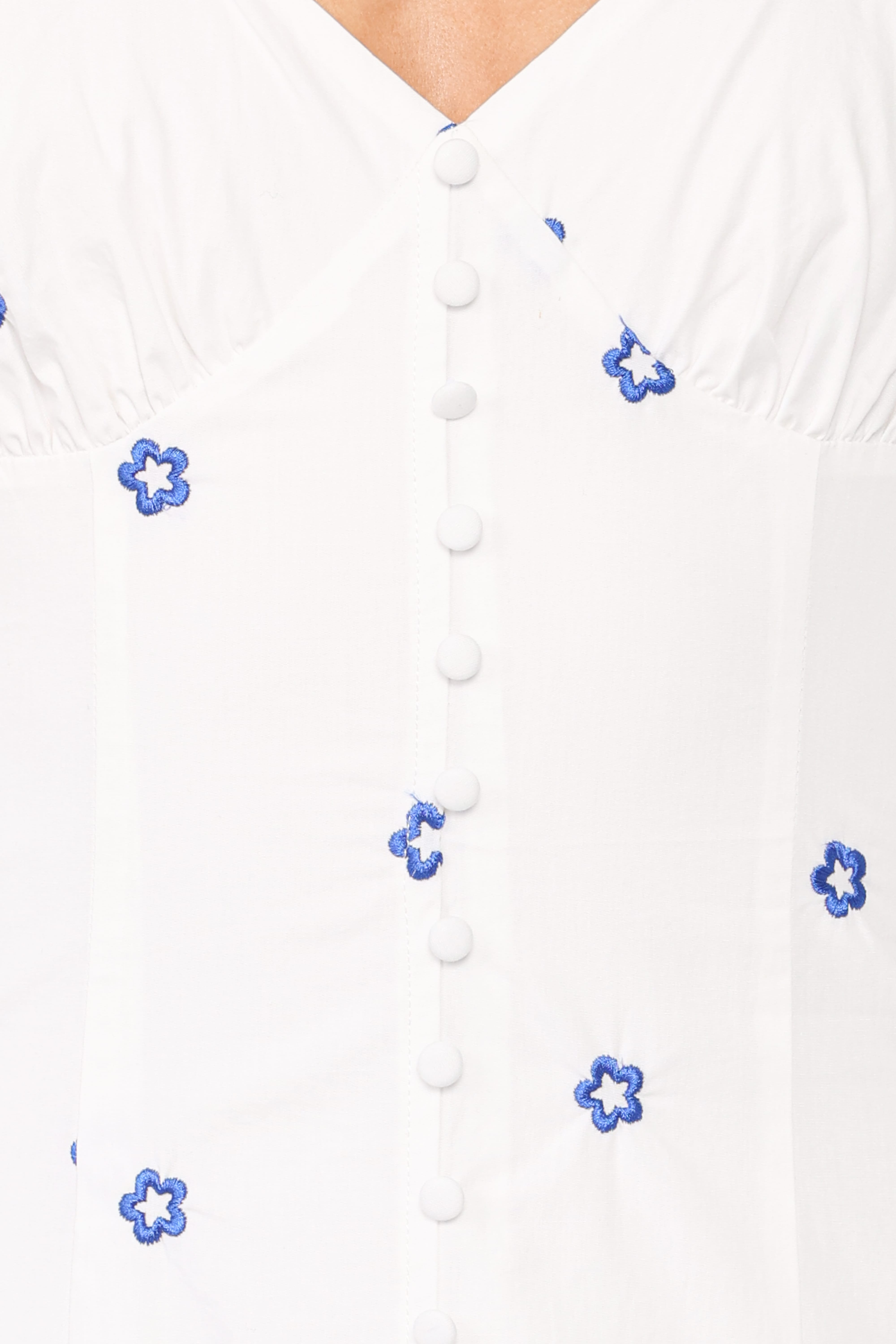Luellen Embroidered Daisy Midi Dress - White