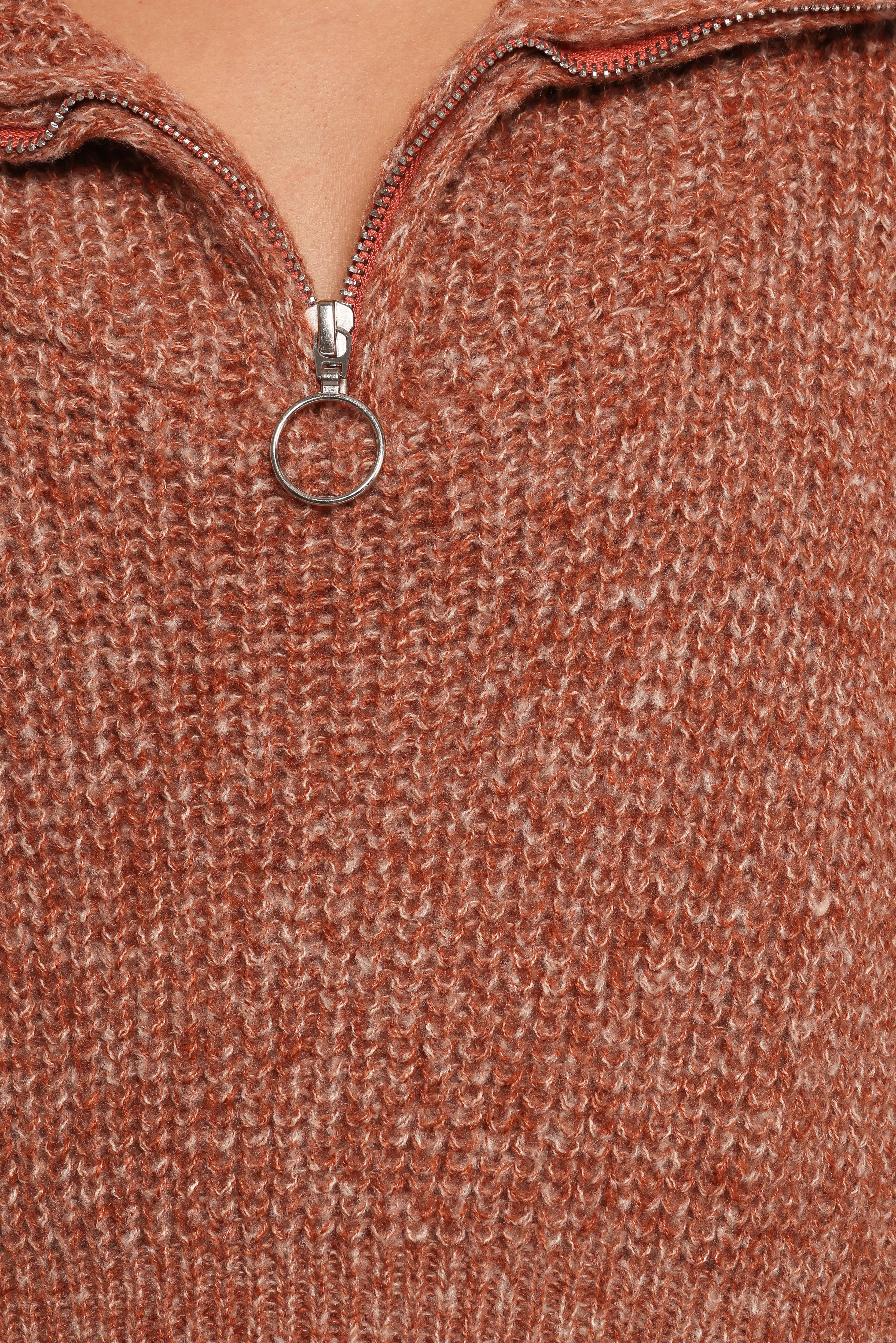 Hallow Collar Quarter Zip Sweater - Brown
