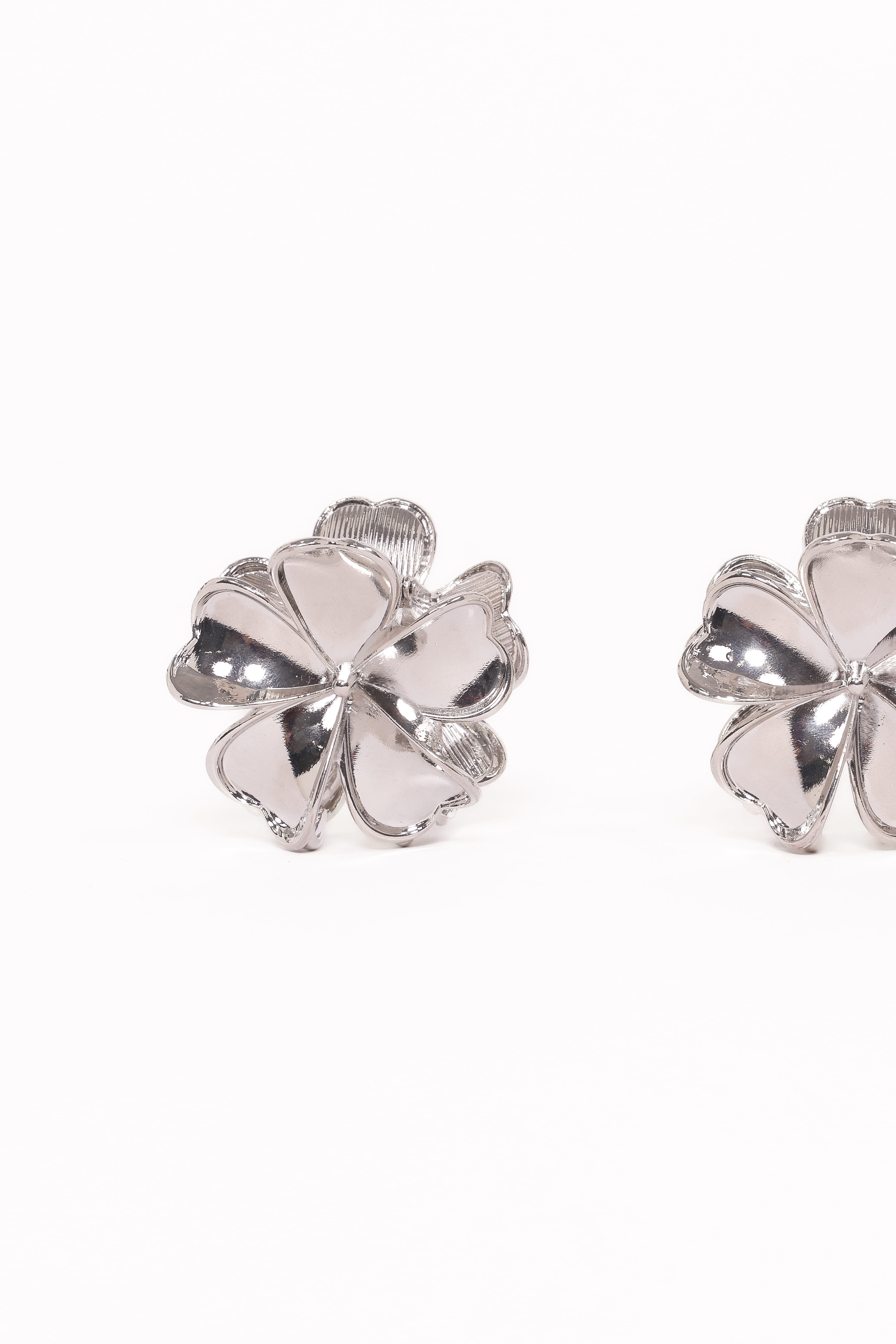 Tiffany 2 Pack Flower Hair Clips - Silver