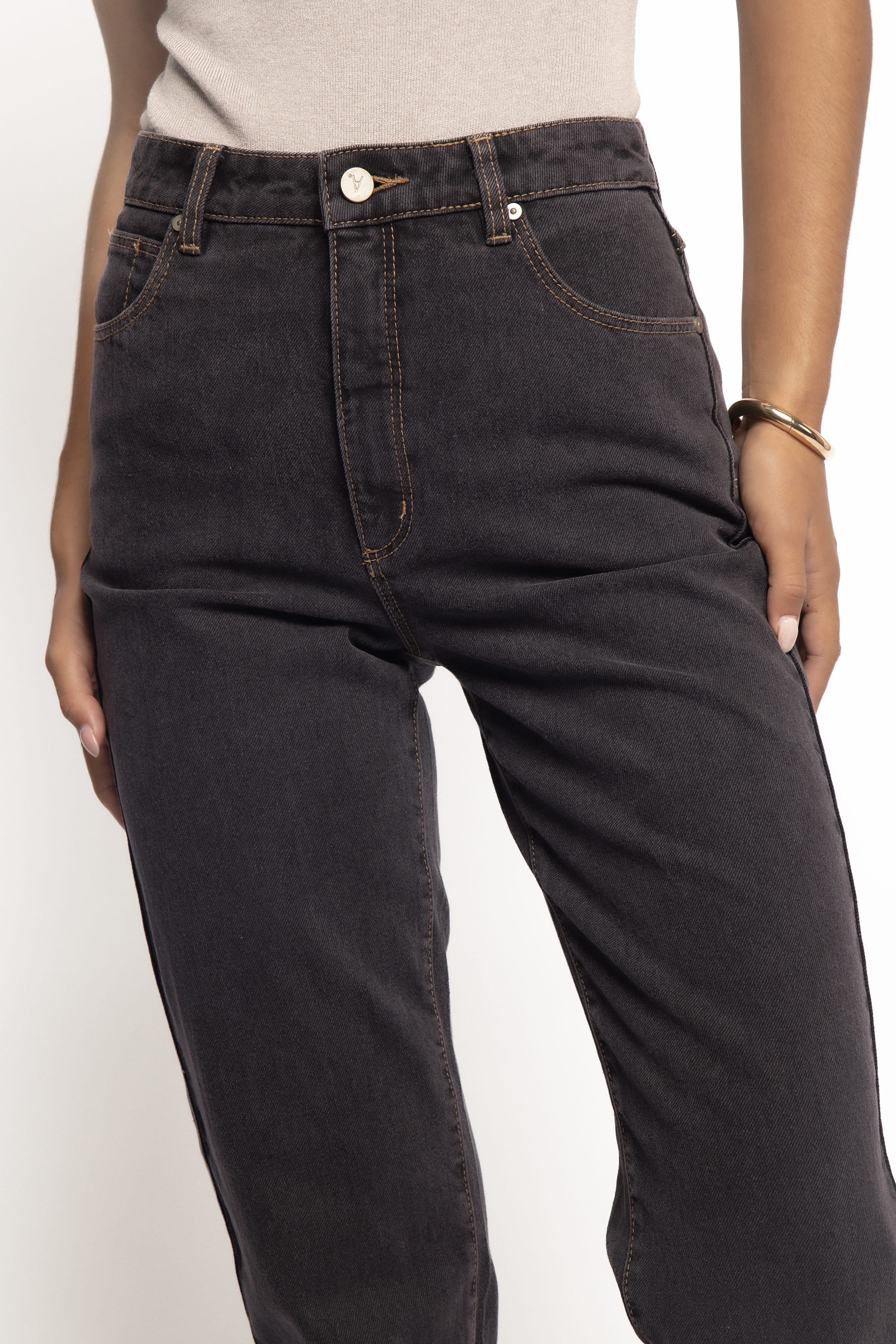 Abrand 94 High Straight Jeans - Cara Washed Black