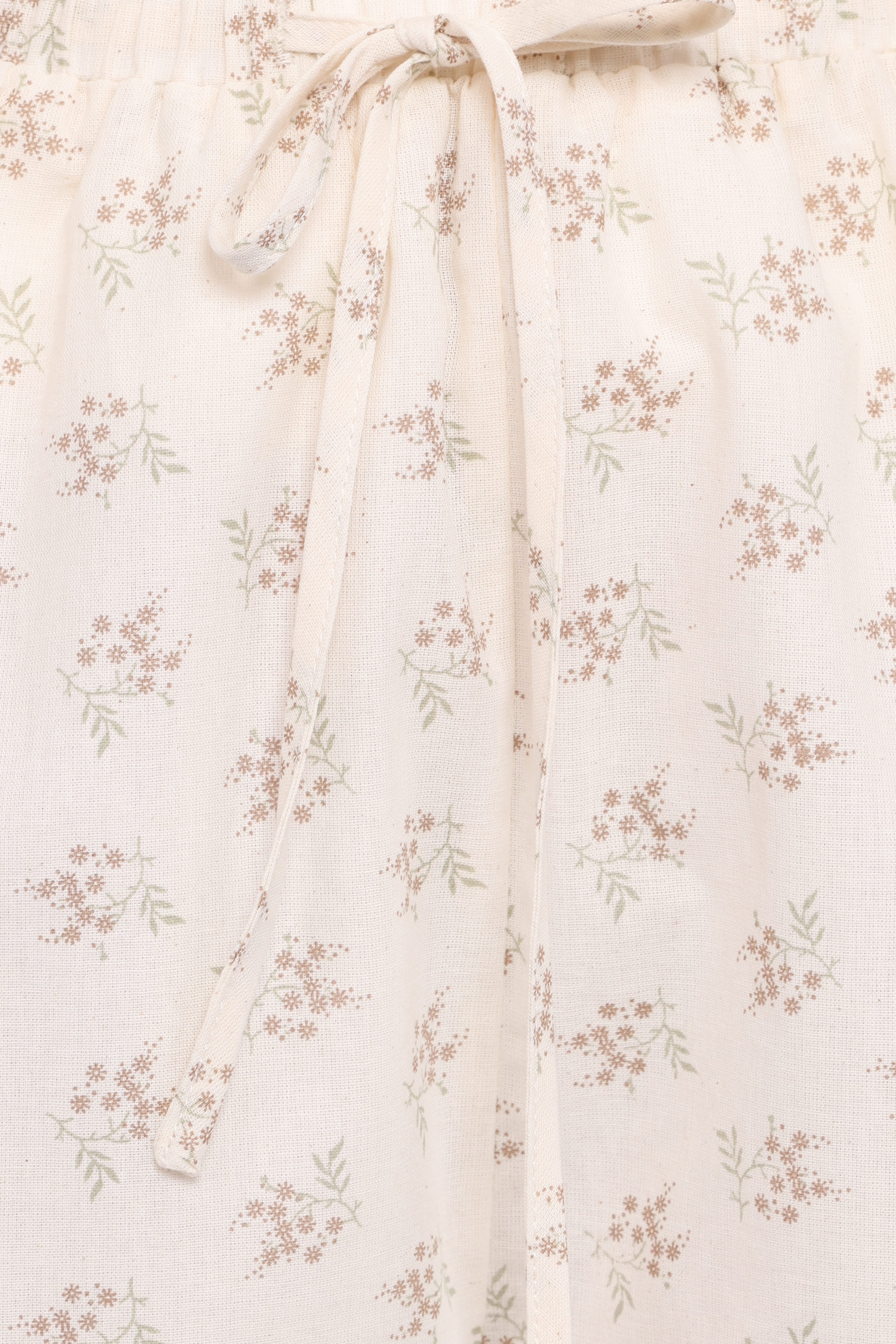 Ashlee Shorts - White Floral