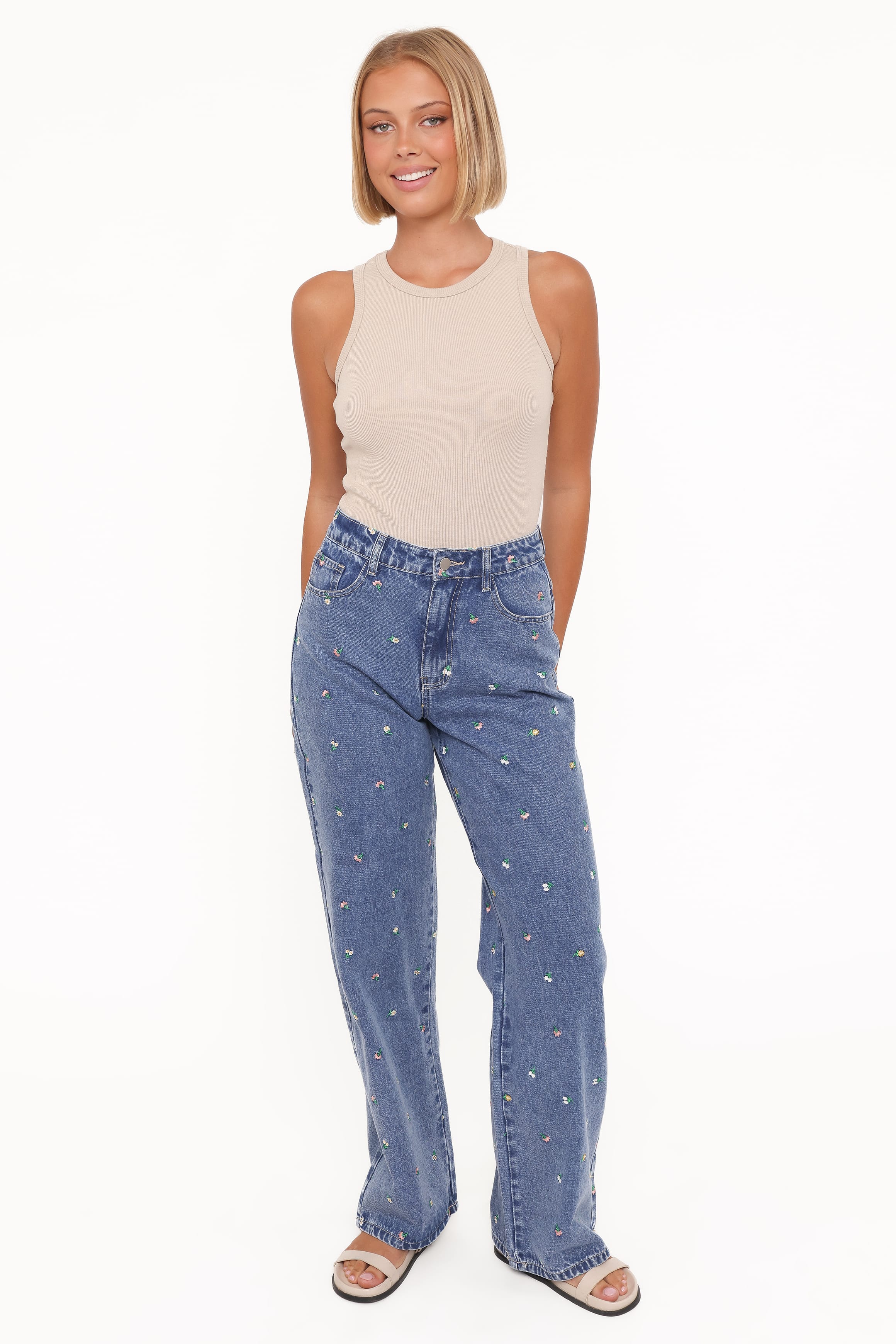 Kendall Straight Leg Jeans - Embroidery Medium Wash