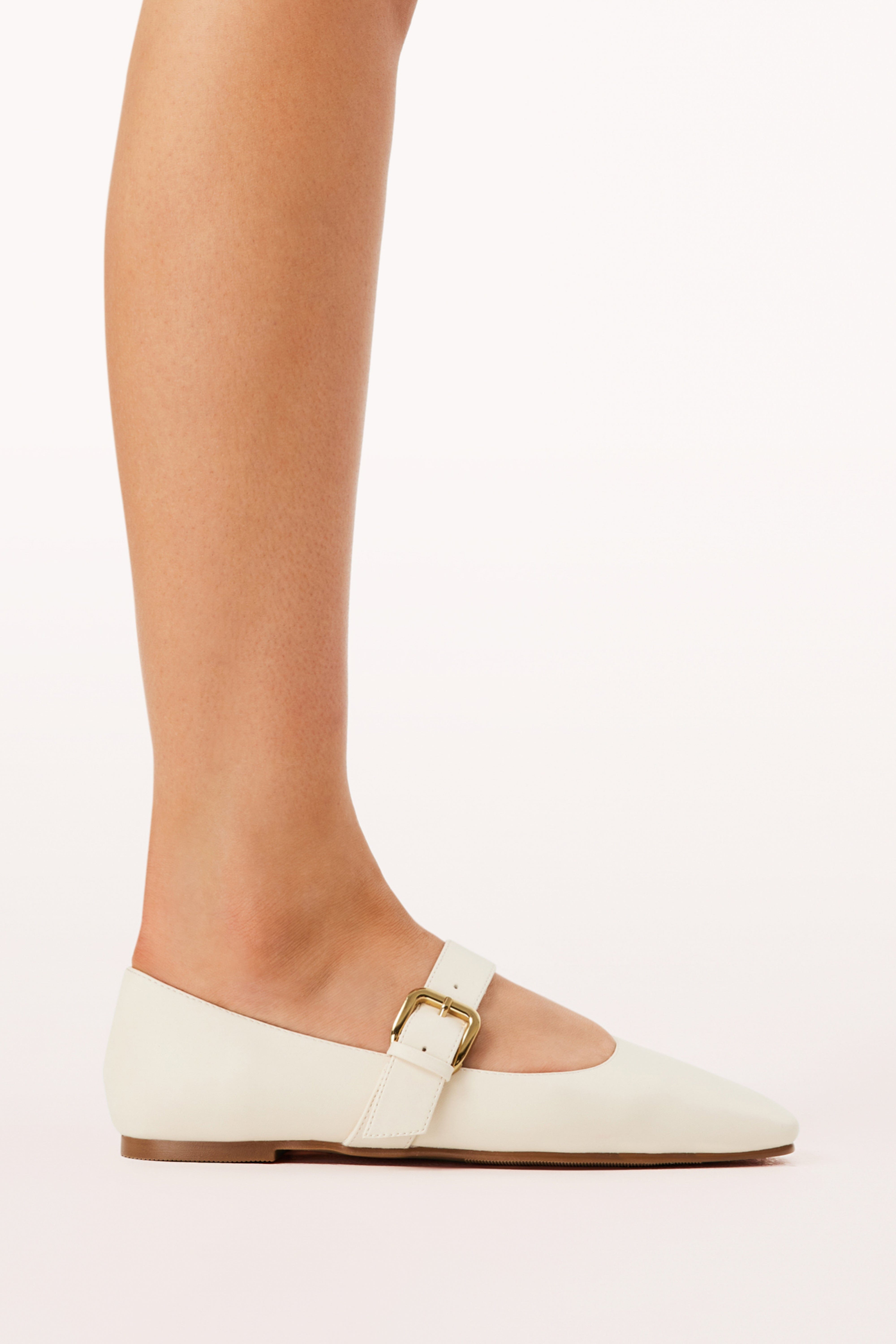Fredia Flats - Bone