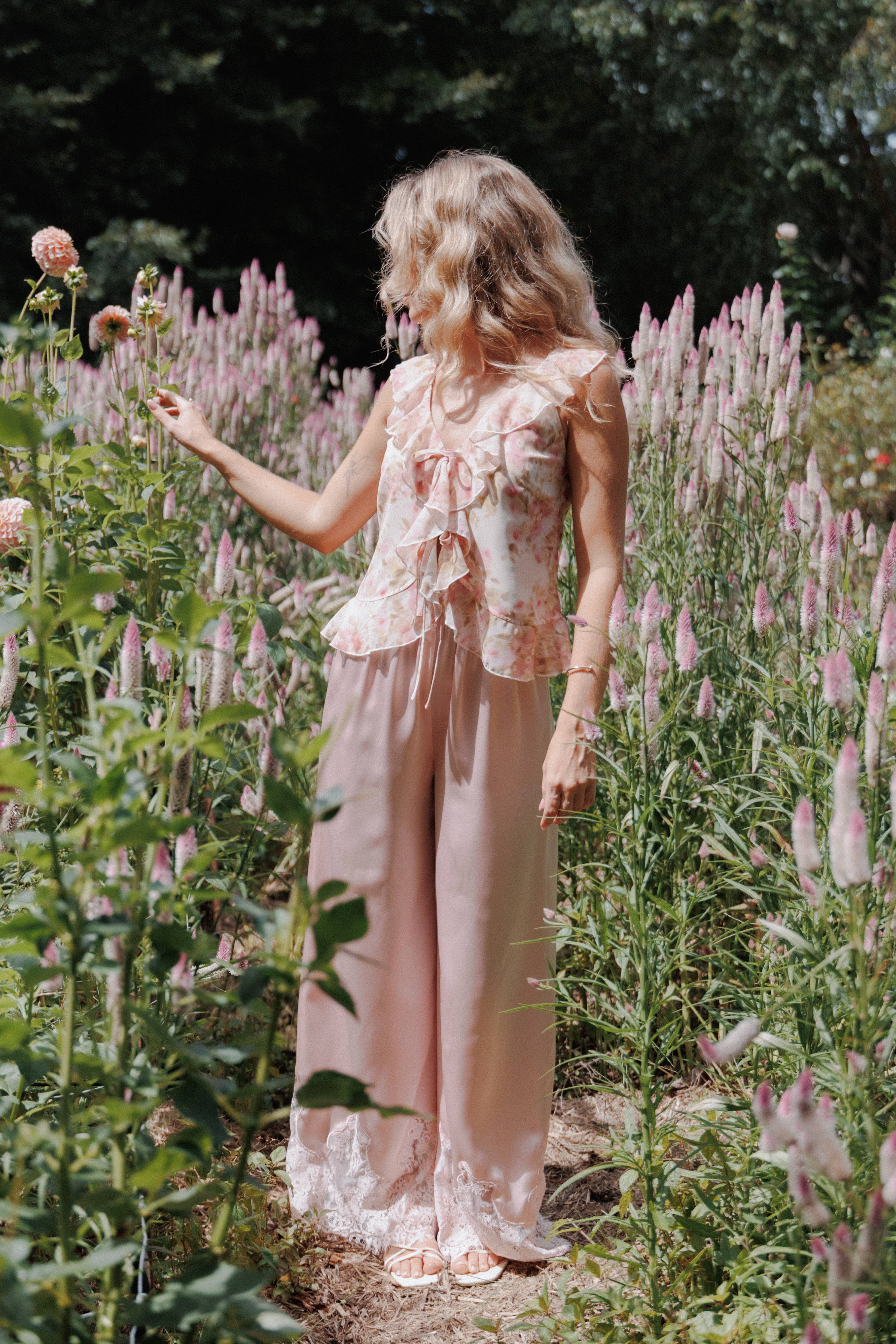 Ismena Tie Front Top - Blurred Pink Floral