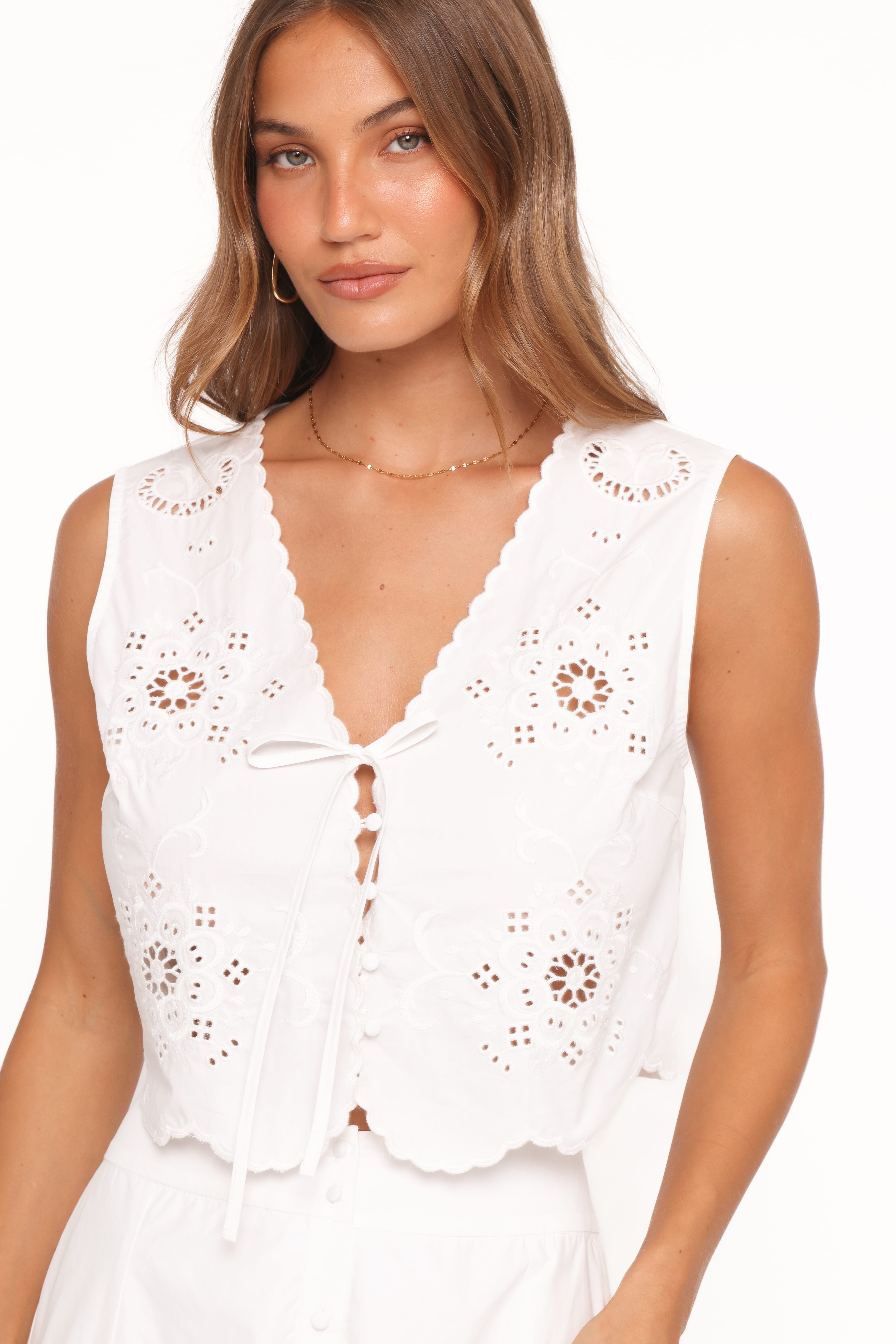 Kye Top - White Broderie