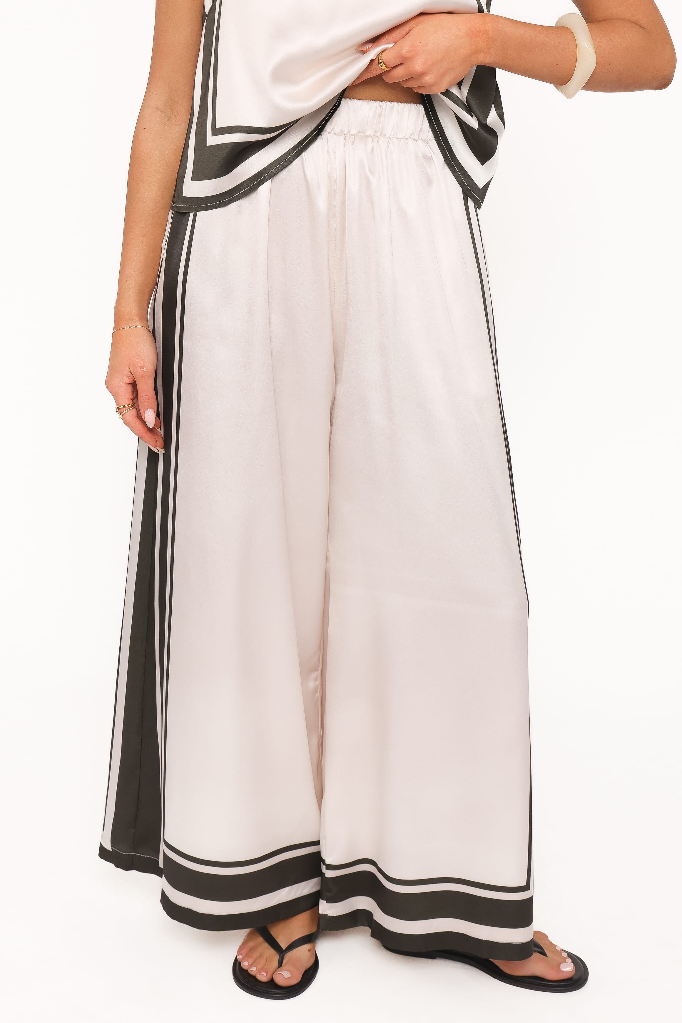 Caelia Pant Set - Beige Olive