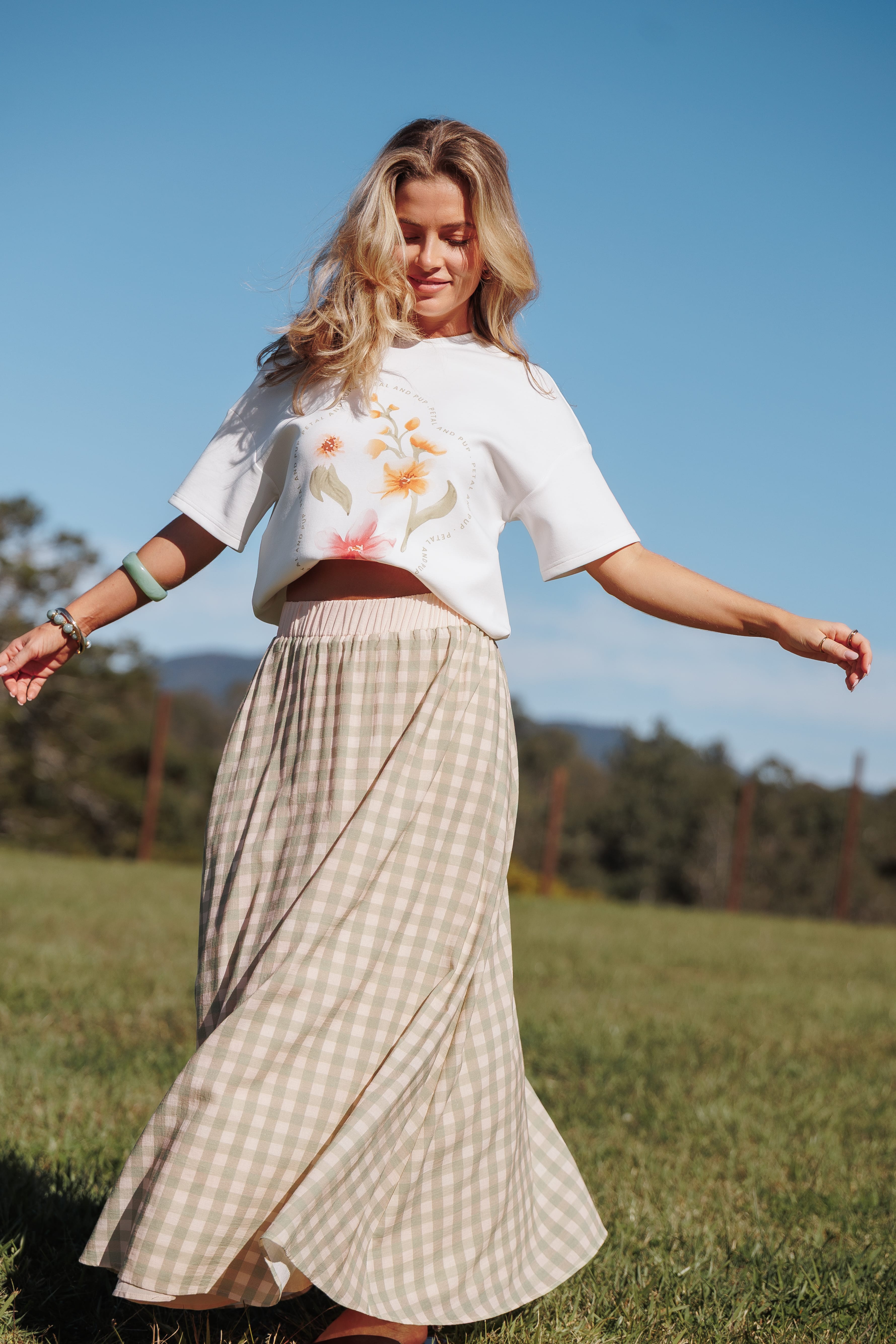 Winnie Graphic Tee - White
